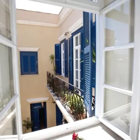 πανδώρα 4*